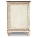Realyn Chairside End Table - Image 7