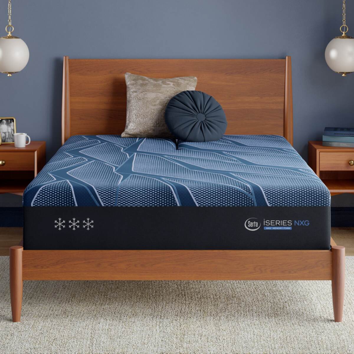 01bfb156e60babeac959926f039b9cf9 Serta® Iseries® Nxg™ Mattress - 4500 Ultra Plush Foam - Split Head Queen - Image 1