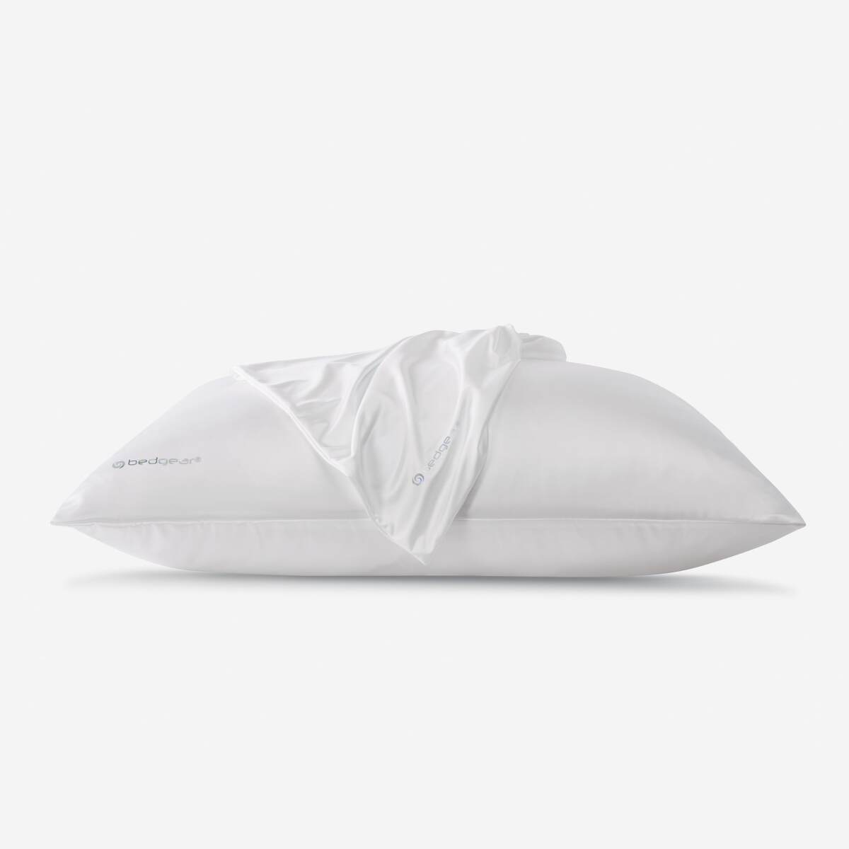 0ed25b5ecea953d9ec1b2fe320b3f7ad Hyper-Silk Performance® Pillowcase - White / Queen - Image 1
