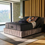 Beautyrest Black® Series Three 15" Hybrid Medium Mattress -Cal King Split - Image 9