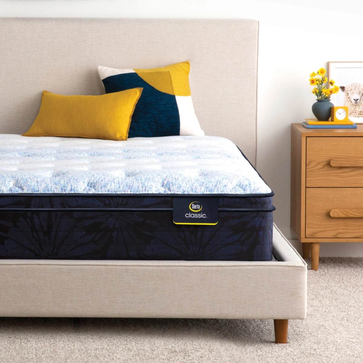 38dbfd81fb587a0cbc81ab41de06582b Serta Classic Mattress - Full - Image 1