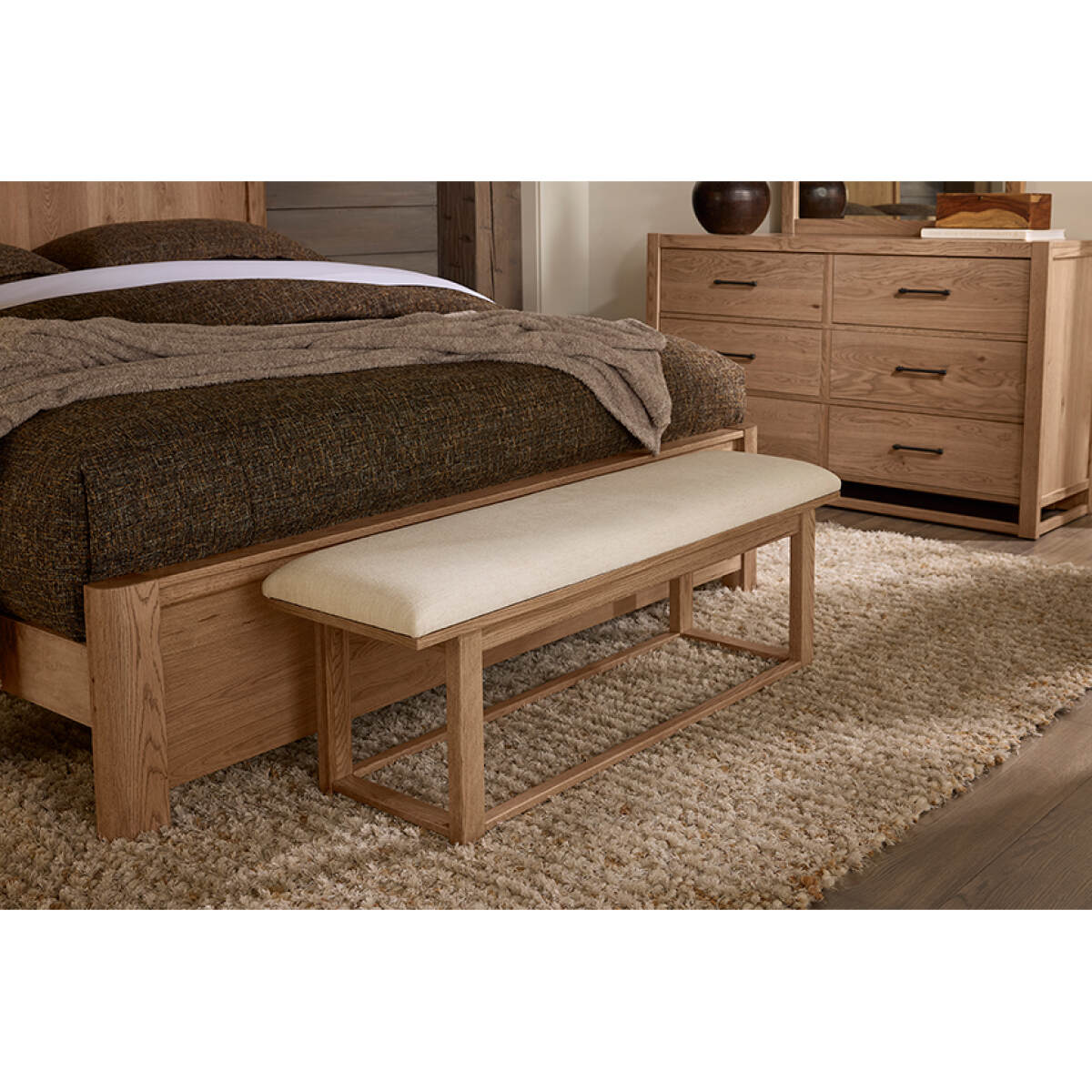 51dfc40dffa877b0d181d36901da0f96 Lodge & Loft Uph Bench - Ivory Cream - 842-080I - Image 1