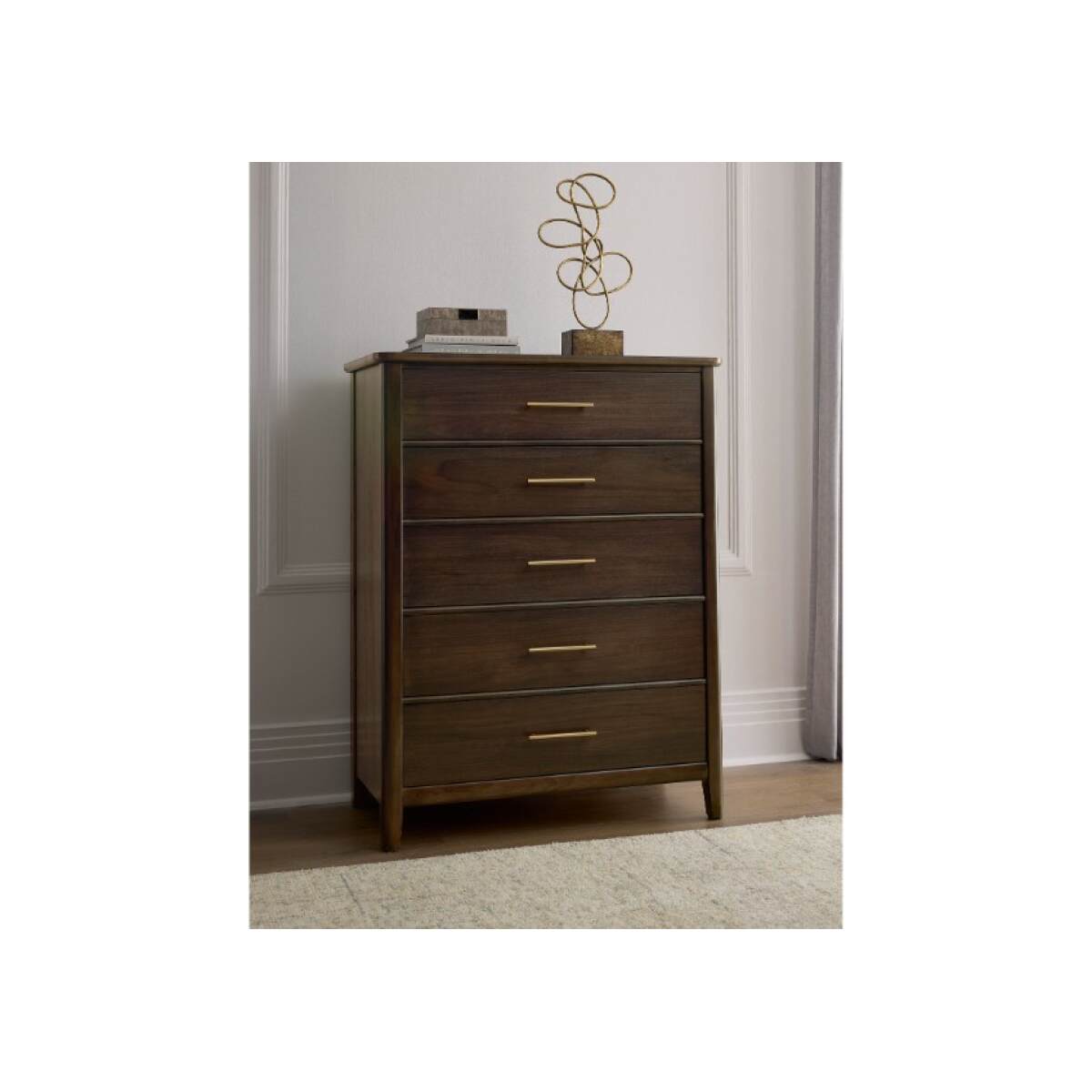 72ab2f177747dc6e00d05a6ae0932798 Nordhaven Chest - 5 Drawer - 850-115 - Image 1