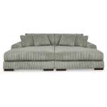 Lindyn Super Chaise