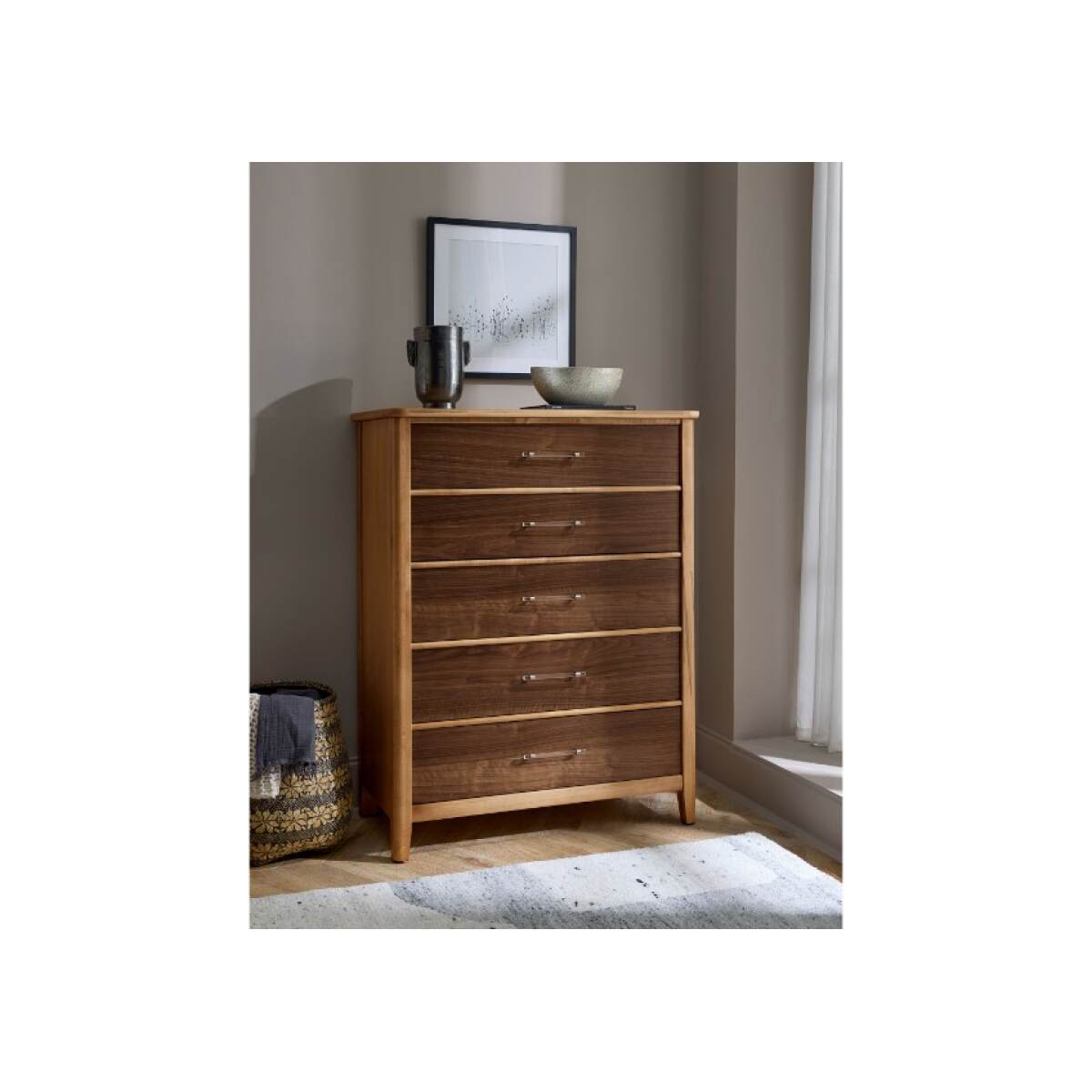 9c4744db754e012dfd3c0fed74c2e77d Nordhaven Chest - 5 Drawer - 853-115 - Image 1