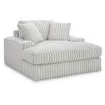 Stupendous 3-Piece Sectional and Oversized Chaise - Image 4