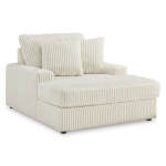Lindyn Chaise