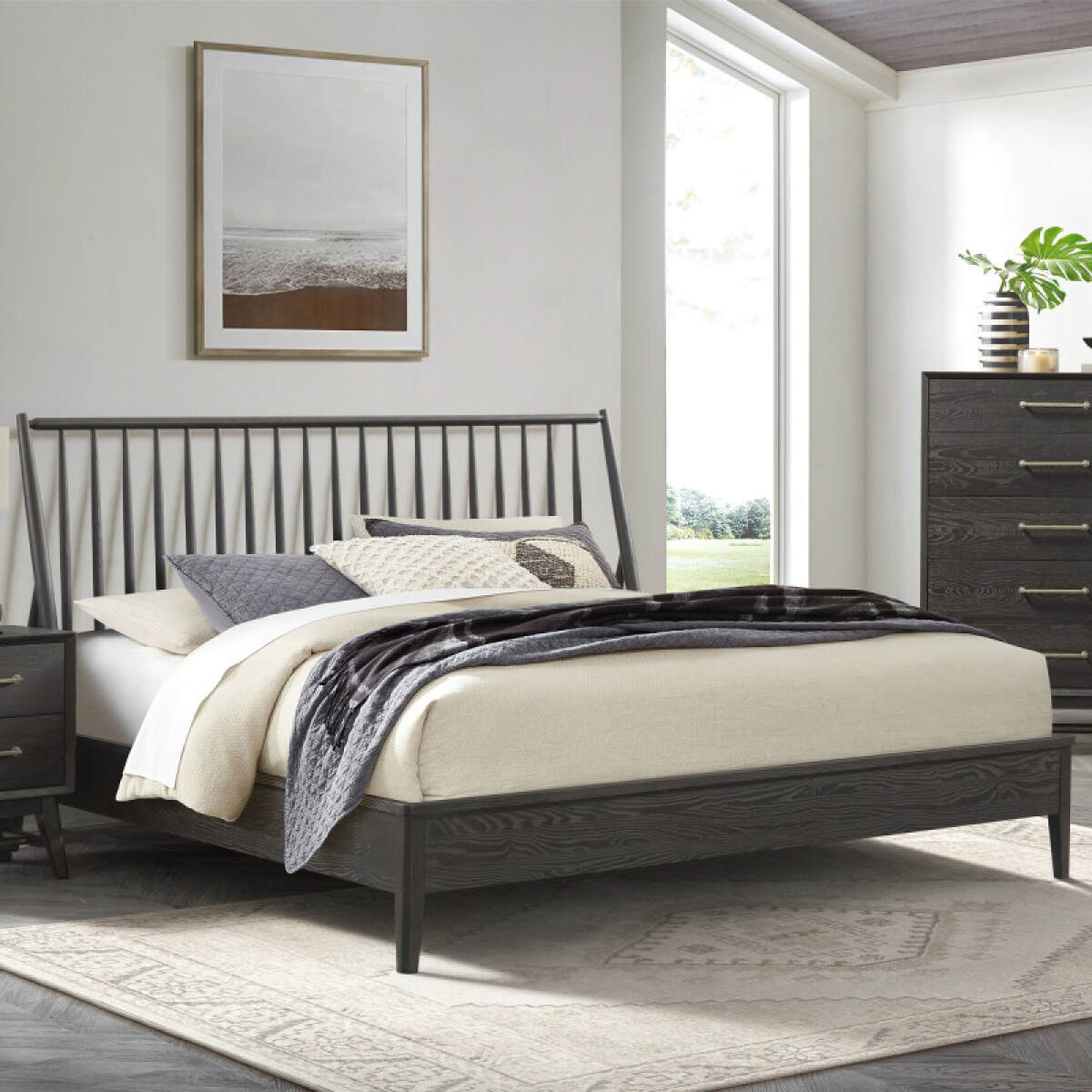 d67fbb9663dd4ffcc6a19f0ee5229e8a Bayside King Bed | Black - Image 1