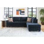 Aviemore 2-Piece Sectional with Chaise - Image 5