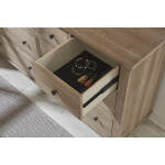 Cambridge Double Dresser - Image 4