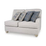 Traemore Right-Arm Facing Loveseat