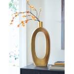 Lawtonville Vase - Image 3
