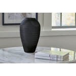 Etney Vase