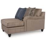Huntsworth Right-Arm Facing Corner Chaise - Image 4