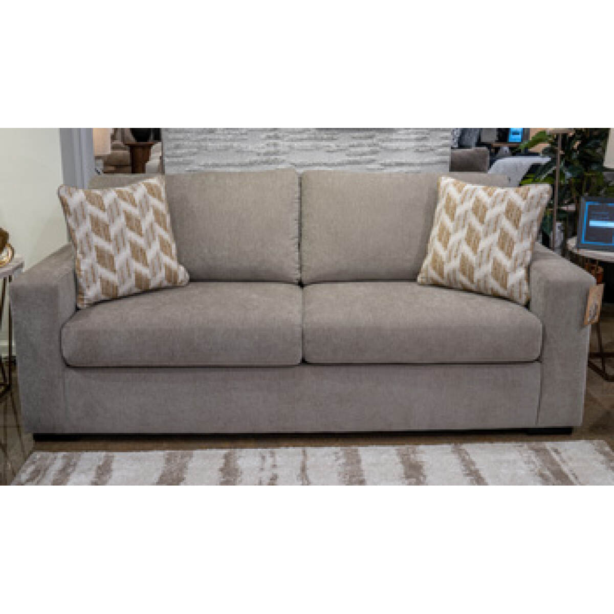 09544246348c3885ffdfca7f485a413d Bridgepoint Sofa - Image 1