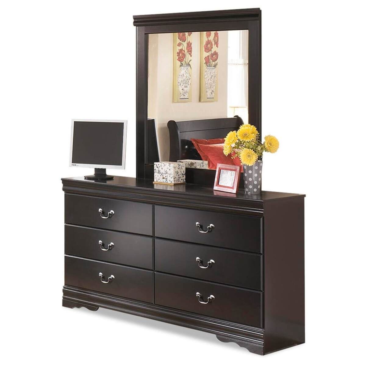 14f88b464ebc3551661c454776c8a8dd Huey Vineyard Dresser and Mirror - Image 1