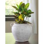 Meadie Vase - Image 3