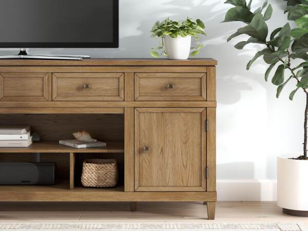 Sharlance 81" TV Stand - Image 10