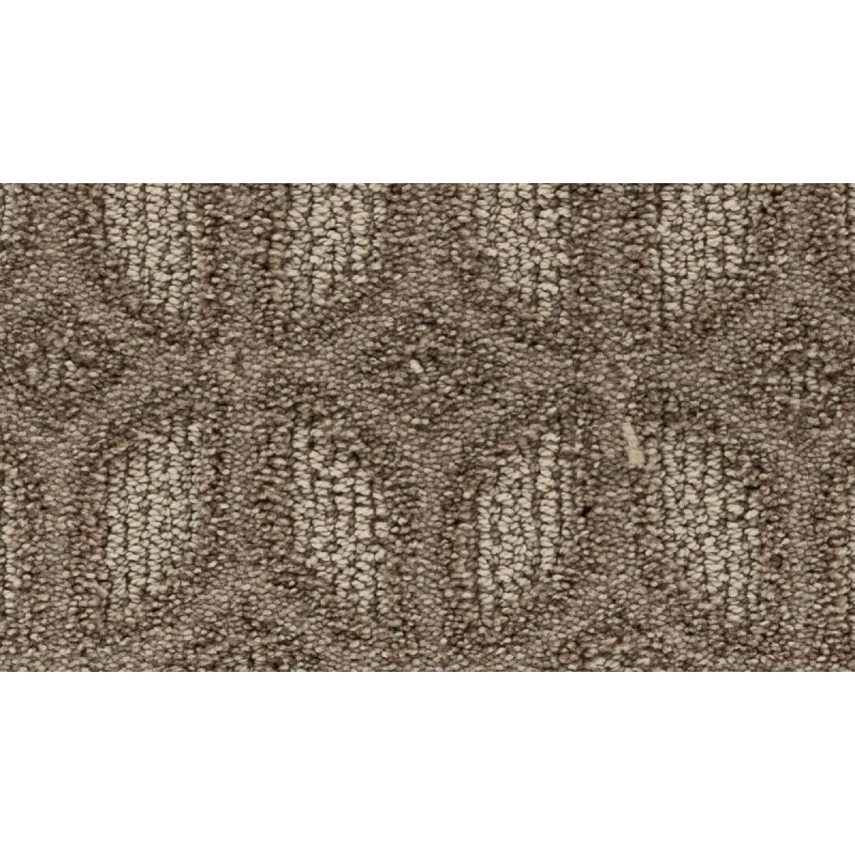 296f0f99b2500f41724074af0c45be9b Regal Appeal - Image 1