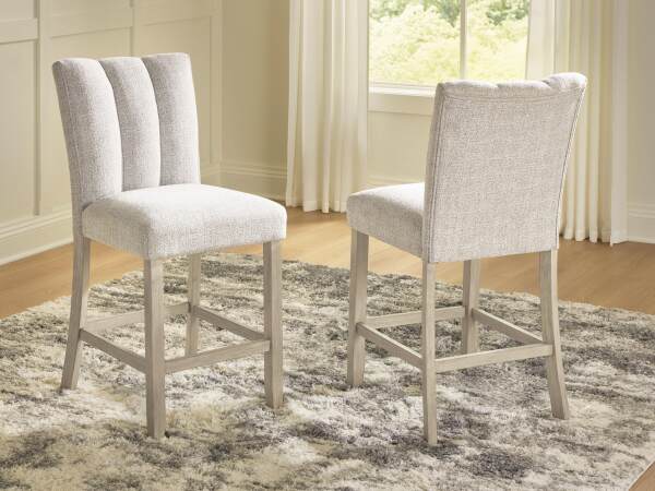 Larawyn Counter Height Barstool - Image 3
