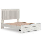 Zuraleus Queen Storage Footboard