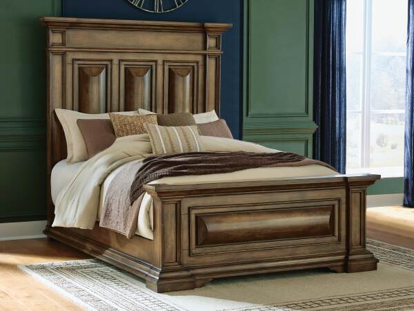 Frantanna Queen Panel Bed - Image 3