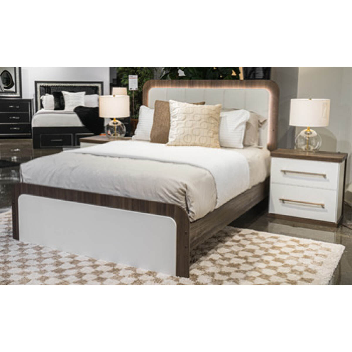 34622c02406265e700cf8fcf192e0762 Kendanport Queen Upholstered Panel Headboard - Image 1