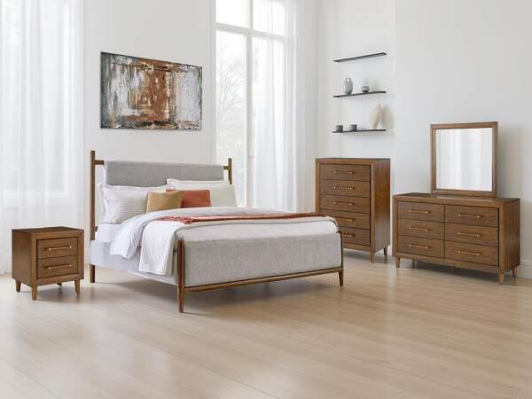 Lyncott Queen Upholstered Panel Bed - Image 3