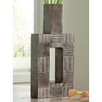 Wrengrove Vase - Image 3