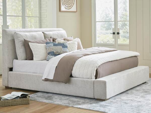 Cabalynn King Upholstered Bed and 2 Nightstands - Image 18