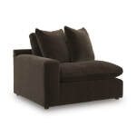 Maxton Heights Left-Arm Facing Corner Chair