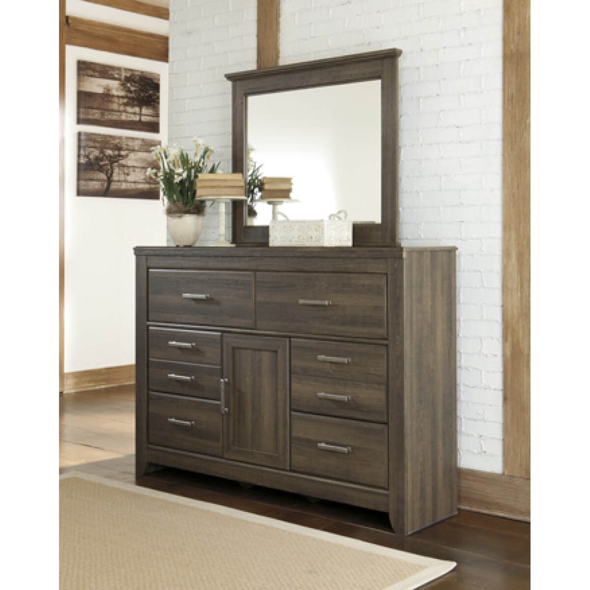 4402ea0aadd70c8d38de9c4b93ae8c61 Juararo Dresser and Mirror - Image 1