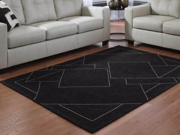 Marav 5' x 7' Area Rug - Image 3