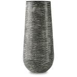 Fynn Vase - Image 2