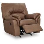 WillowBend Sofa, Loveseat and Recliner - Image 4