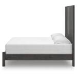 Fraluna King Panel Bed - Image 8