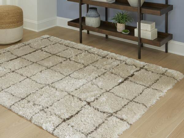 Wrenlow 5' x 7' Rug - Image 3