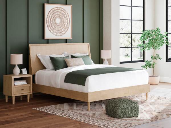 Cielden King Panel Bed, Dresser and Mirror - Image 18