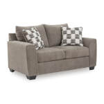 Loreo Loveseat