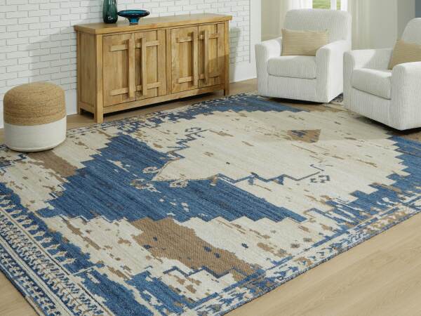 Varnler 10' x 14' Rug - Image 3