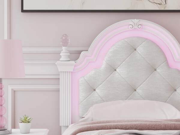 Kozlani Twin Upholstered Panel Headboard - Image 5