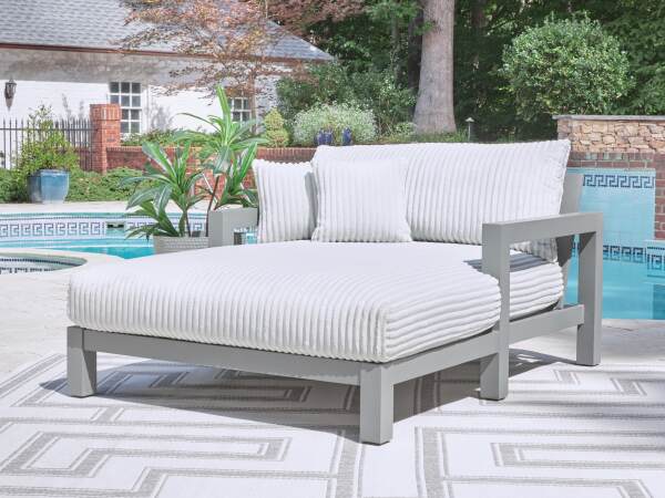 Hurley Park Outdoor Chaise Lounge with Cushion - Image 3