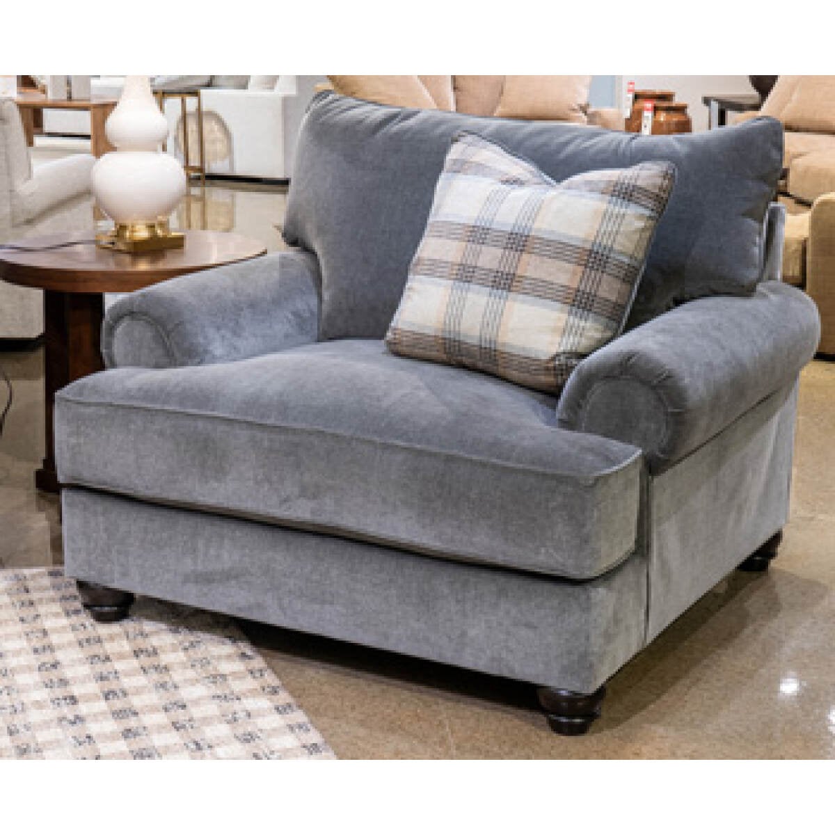 6b2026e5bd94a5c6bce1215d57bd6606 Tallow Creek Oversized Chair - Image 1