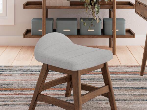 Lyncott Home Office Desk Chair - Image 10