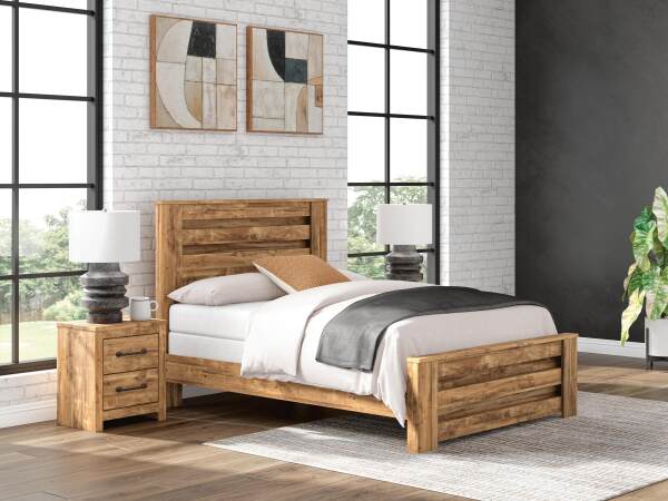 Maystonna Queen Panel Bed, Dresser and Mirror - Image 17