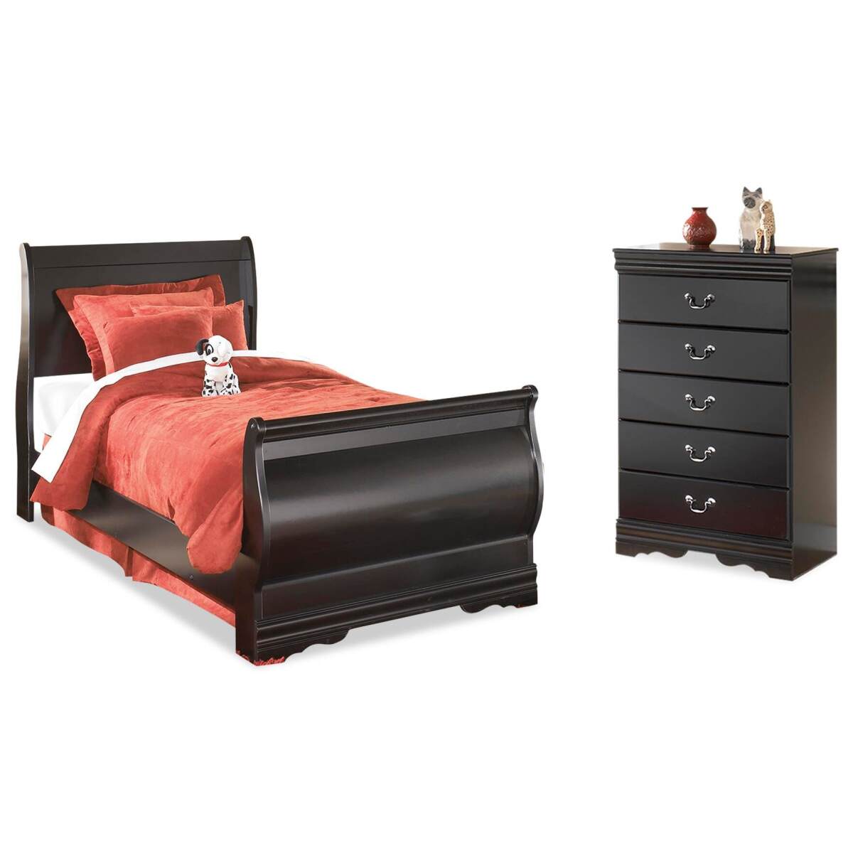 80dbde1bcf7315a241fb4d2f1fea8141 Huey Vineyard Twin Sleigh Bed and Chest - Image 1