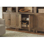 Hensley Door Bookcase I3002-332 - Image 7
