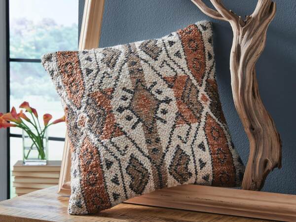 Kierenworth Pillow (Set of 4) - Image 3