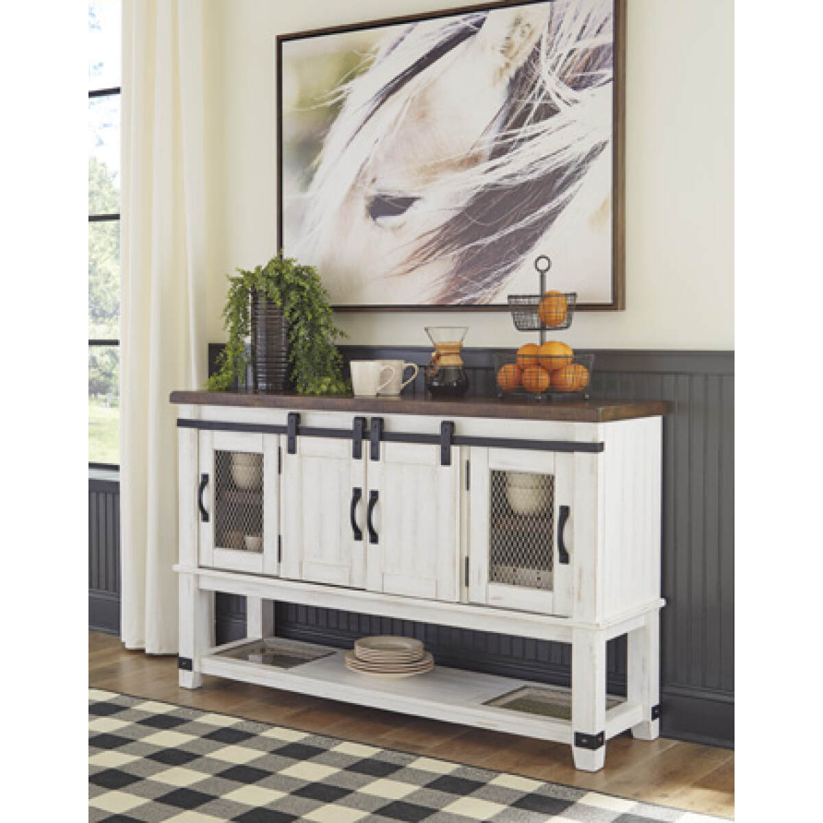 98c70447cd7c0397da79f22d6f43810b Valebeck Dining Server - Image 1