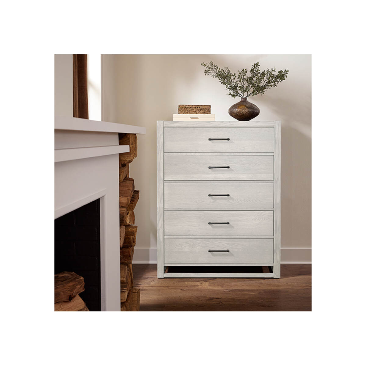 9fa056f7dde9e60da1d9c8f23407a869 Lodge & Loft Chest - 5 Drwr - 844-115 - Image 1